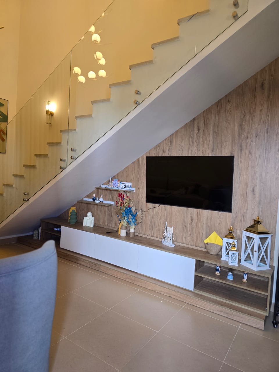Azha Duplex